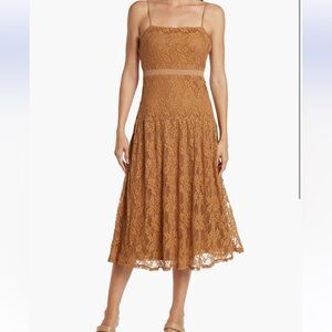 NSR Elegant Lace Dress SZ medium